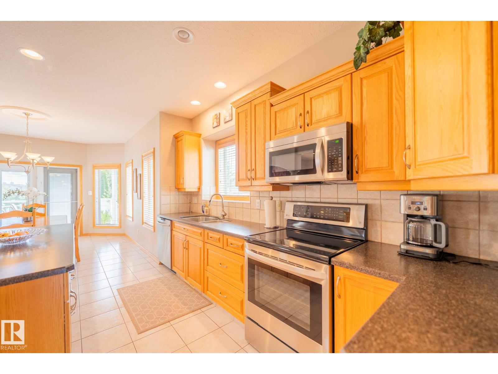 7707 166 Av NW NW, Edmonton, Alberta  T5Z 3V8 - Photo 10 - E4506796
