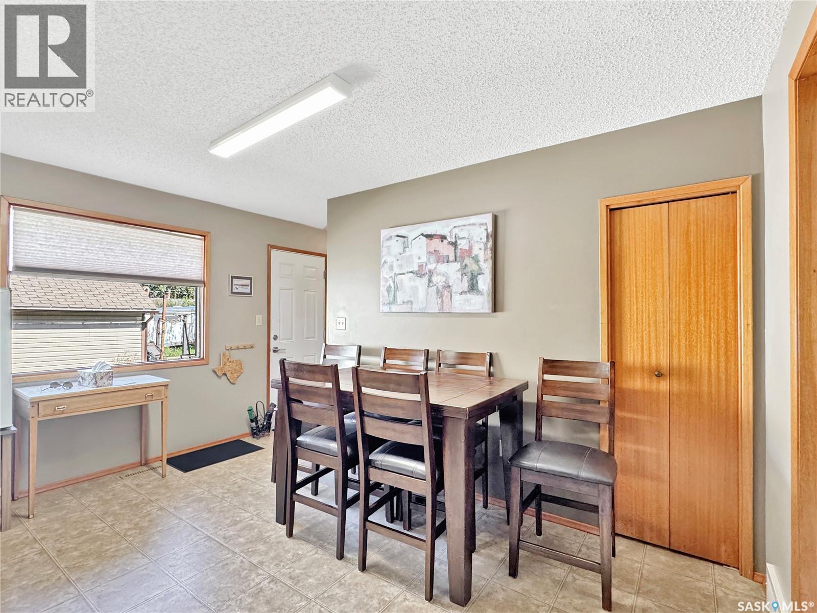 316 2 Street E, Wilkie, Saskatchewan  S0K 4W0 - Photo 4 - SK047415