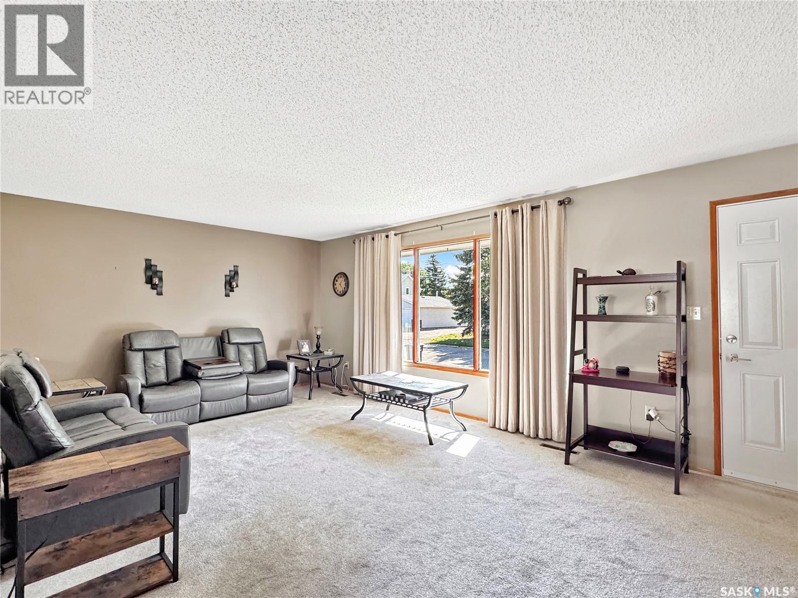 316 2 Street E, Wilkie, Saskatchewan  S0K 4W0 - Photo 6 - SK047415
