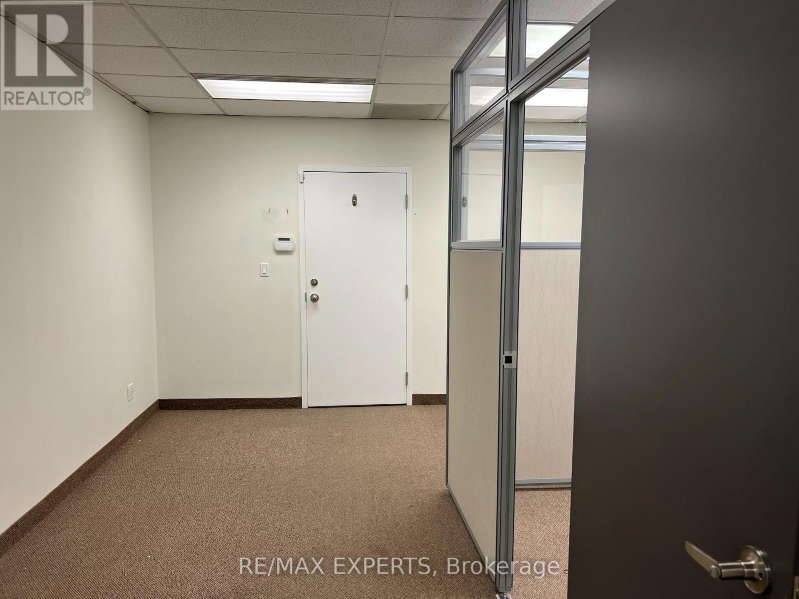 300 - 720 Spadina Avenue, Toronto, Ontario  M5S 2T9 - Photo 7 - C13720406