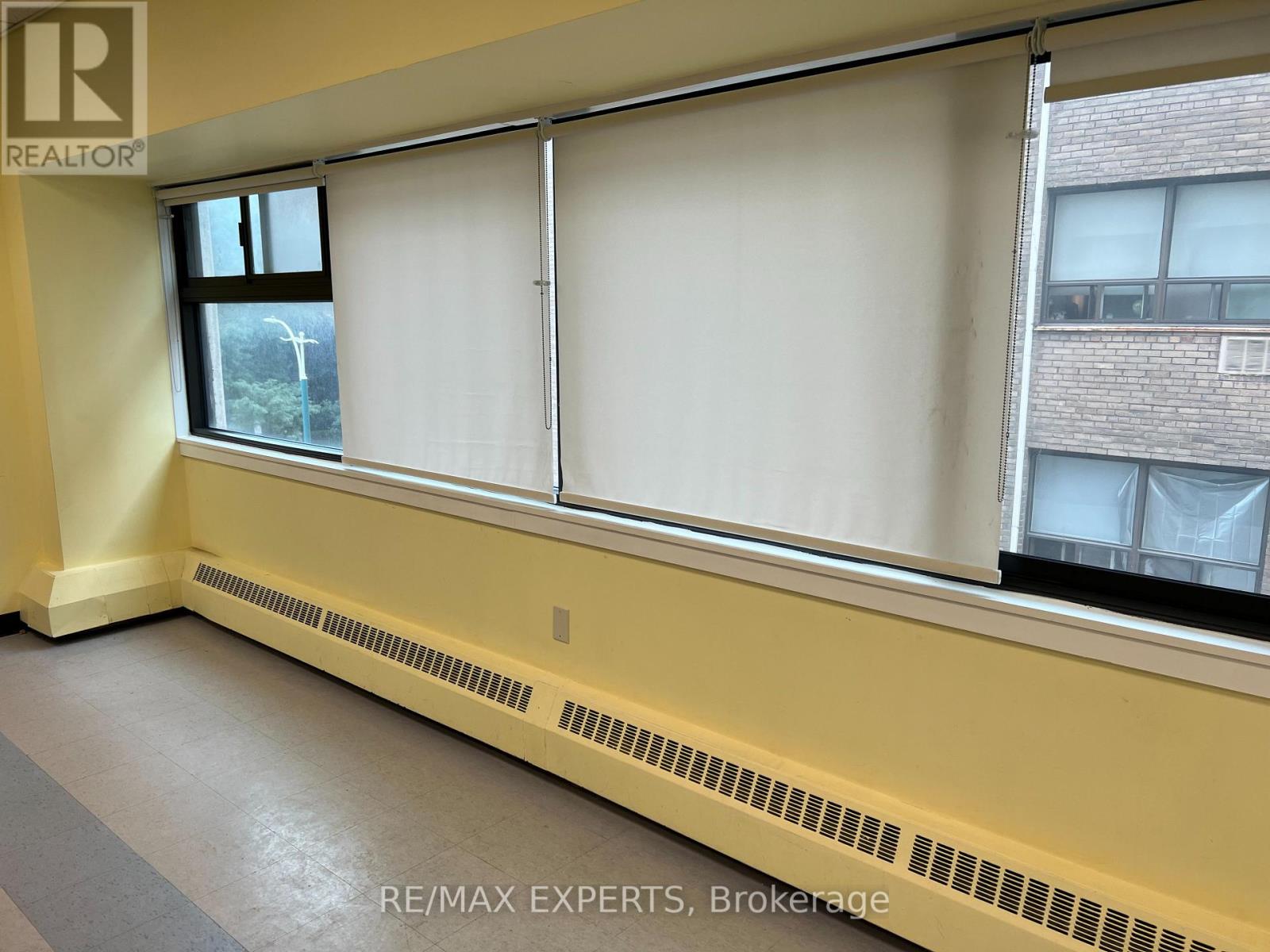 300 - 720 Spadina Avenue, Toronto, Ontario  M5S 2T9 - Photo 8 - C13720406