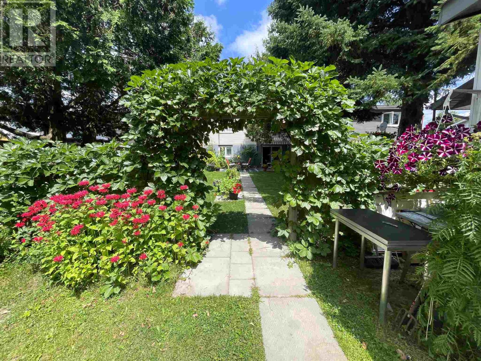 23 Pearson Dr, Elliot Lake, Ontario  P5A 2V3 - Photo 8 - SM262407