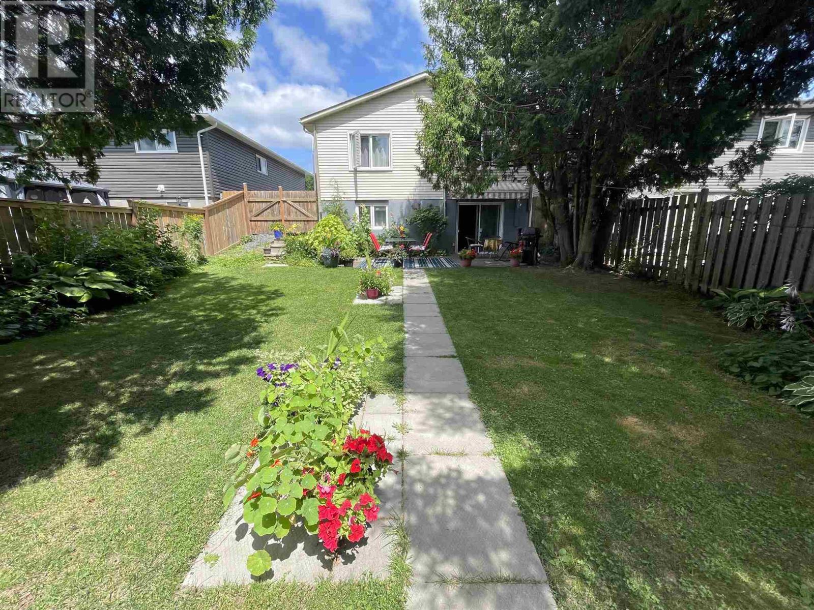 23 Pearson Dr, Elliot Lake, Ontario  P5A 2V3 - Photo 9 - SM262407