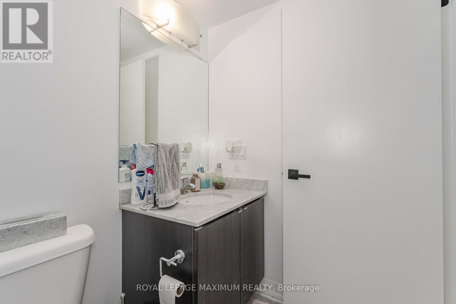 308 - 408 Browns Line, Toronto, Ontario  M9W 3T9 - Photo 19 - W12940662