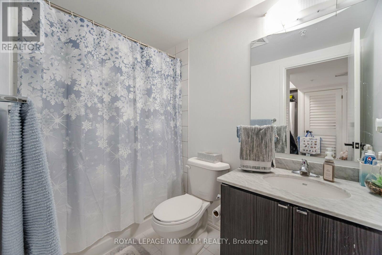 308 - 408 Browns Line, Toronto, Ontario  M9W 3T9 - Photo 18 - W12940662