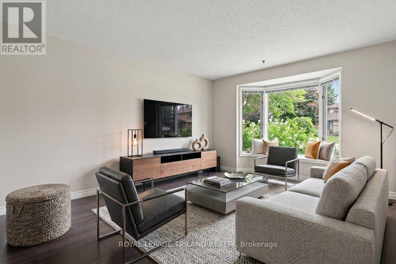 184 Chesham Place, London North, Ontario  N6G 3T7 - Photo 4 - X13714256