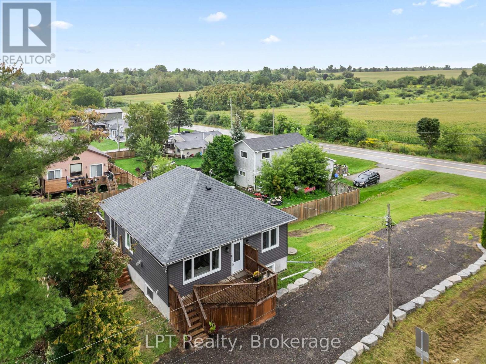 9 Lakeview Avenue, Scugog, Ontario  L0B 1E0 - Photo 5 - E13740744
