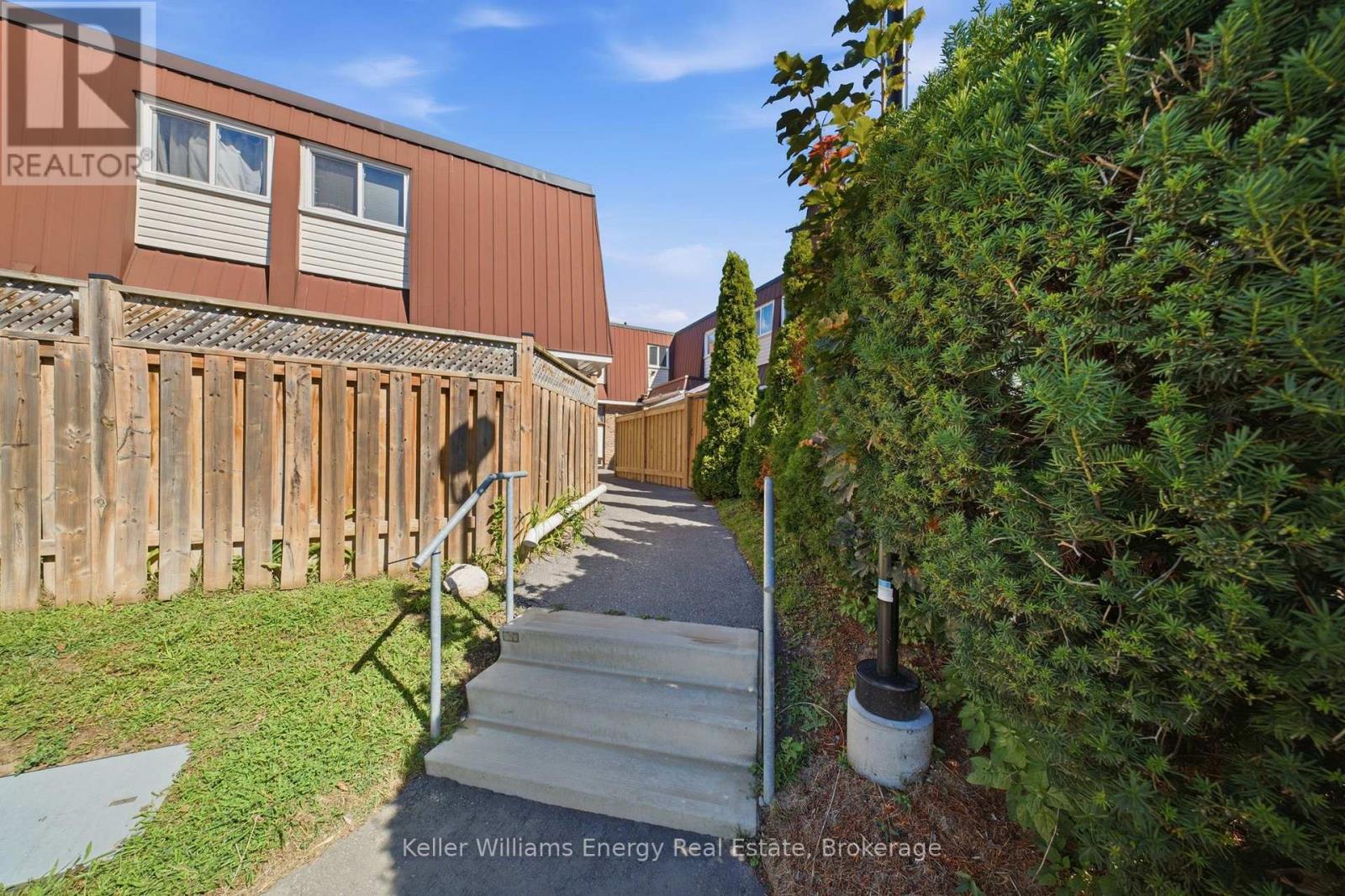 58 - 1333 MARY STREET N, Oshawa, Ontario