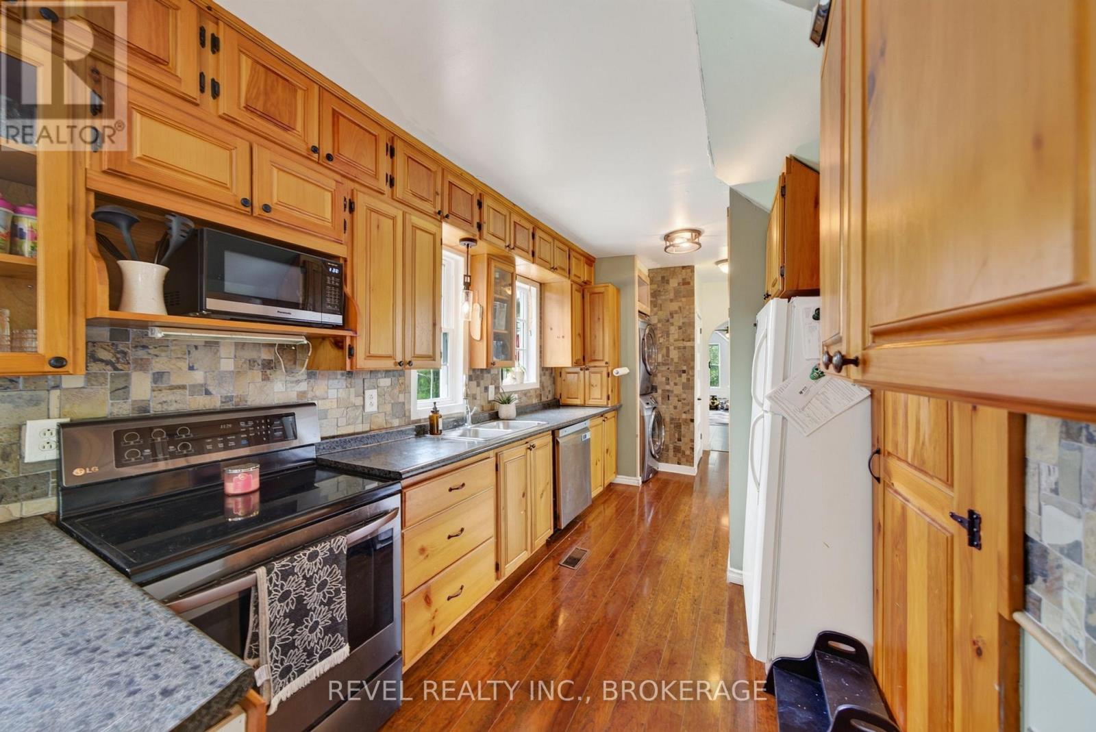 275 Haig Road, Front Of Leeds & Seeleys Bay, Ontario  K7G 2V4 - Photo 5 - X13740658
