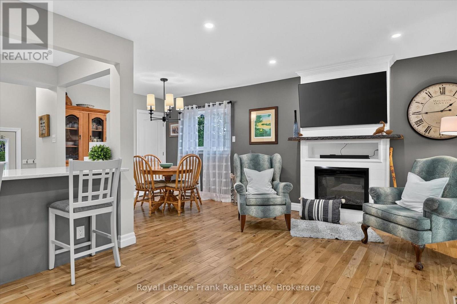 878 Valleyview Drive, Peterborough, Ontario  K9J 6R1 - Photo 5 - X13740778
