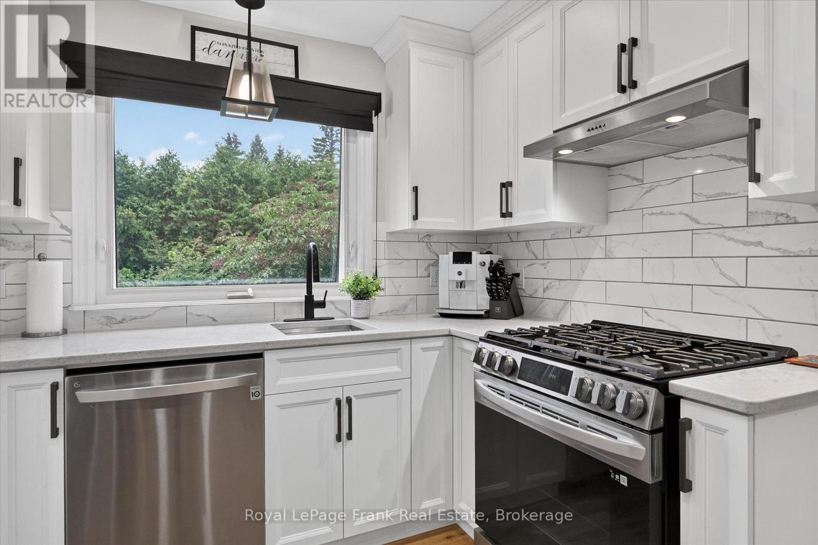 878 Valleyview Drive, Peterborough, Ontario  K9J 6R1 - Photo 9 - X13740778