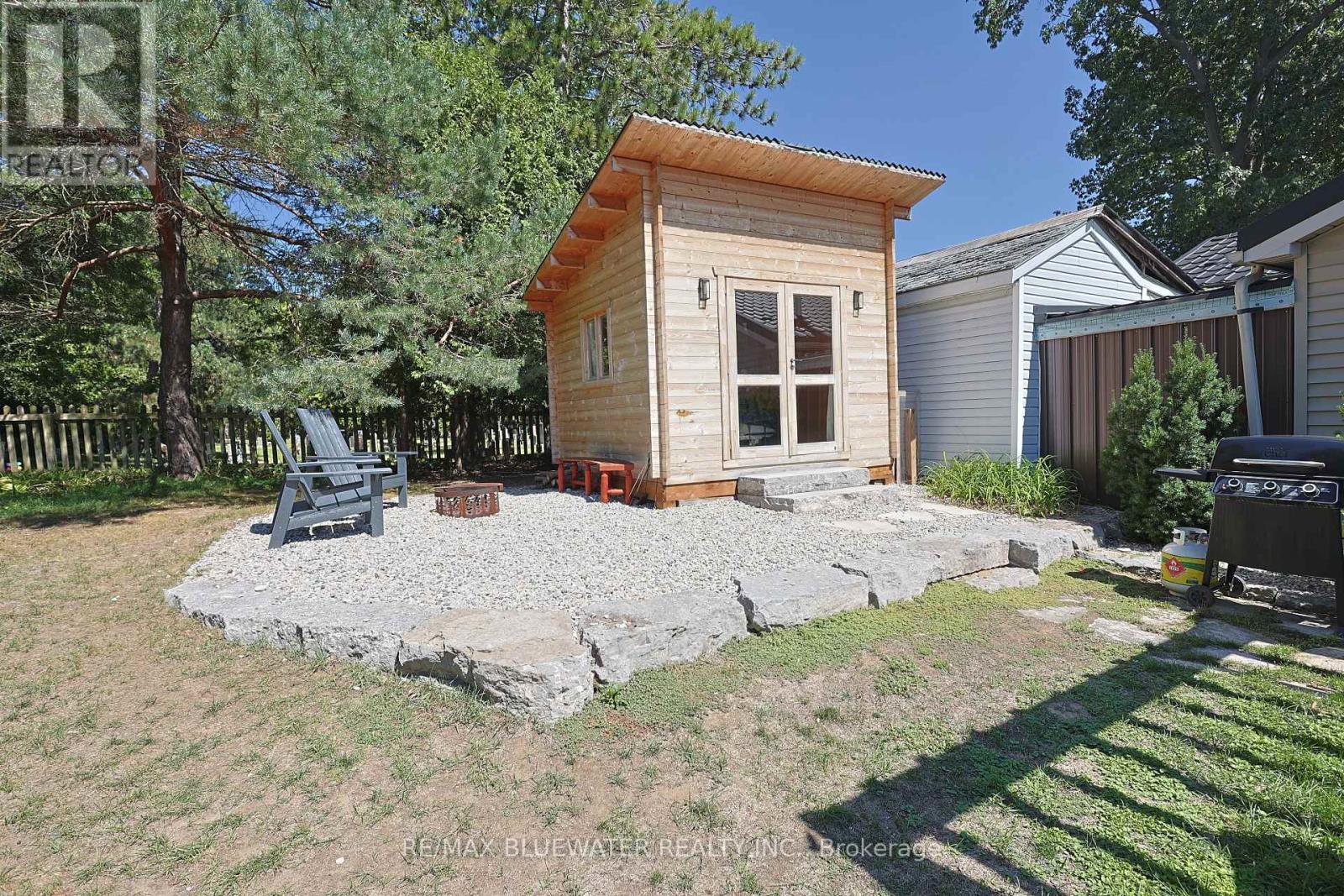 27 Oak Street, Lambton Shores, Ontario  N0M 1T0 - Photo 36 - X13740776