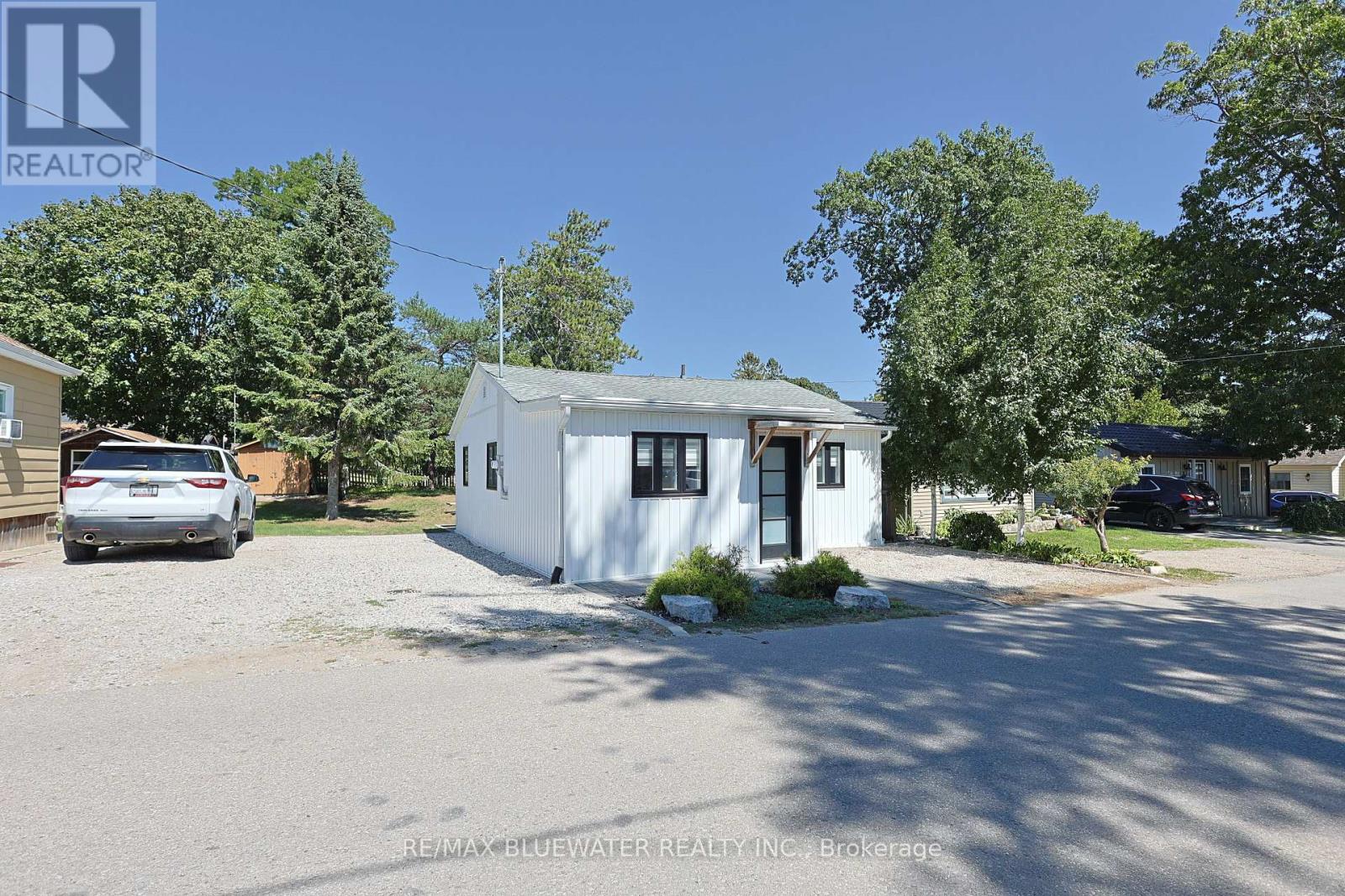 27 Oak Street, Lambton Shores, Ontario  N0M 1T0 - Photo 41 - X13740776