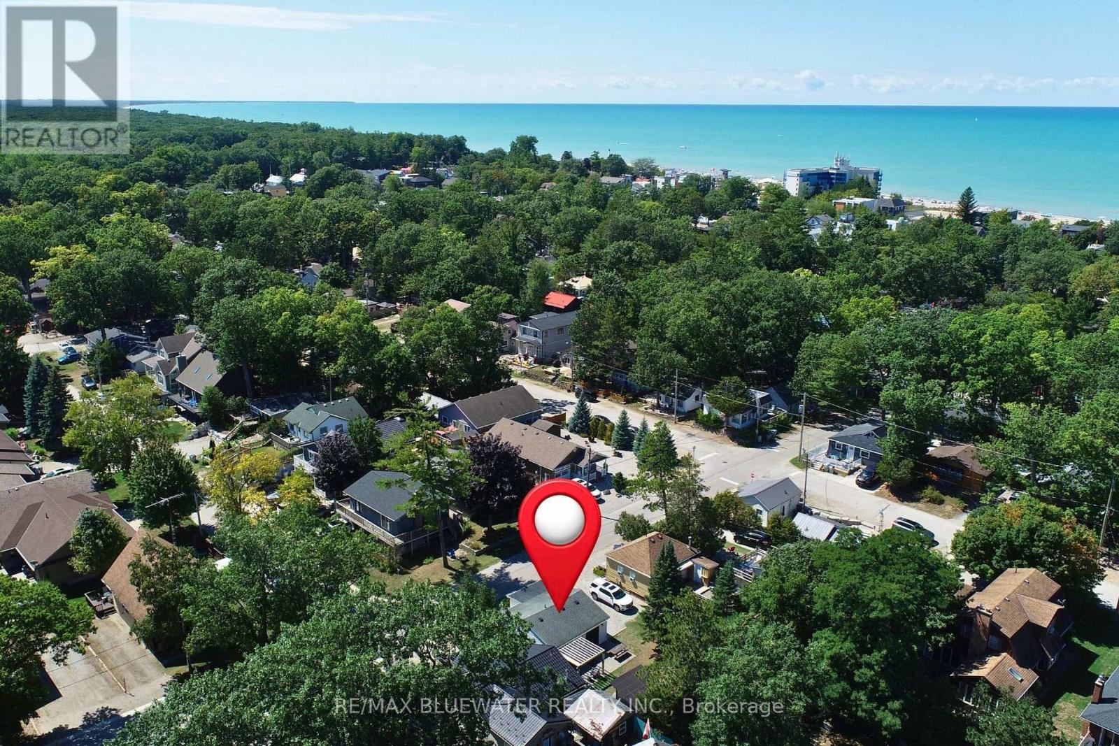 27 Oak Street, Lambton Shores, Ontario  N0M 1T0 - Photo 42 - X13740776