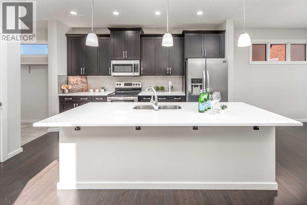 25 Marquis Place Se, Calgary, Alberta  T3M 2A5 - Photo 4 - A2341247