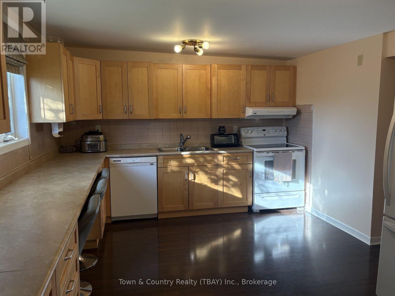 62 Rockwood Avenue N, Thunder Bay, Ontario  P7A 6A2 - Photo 6 - X13740784