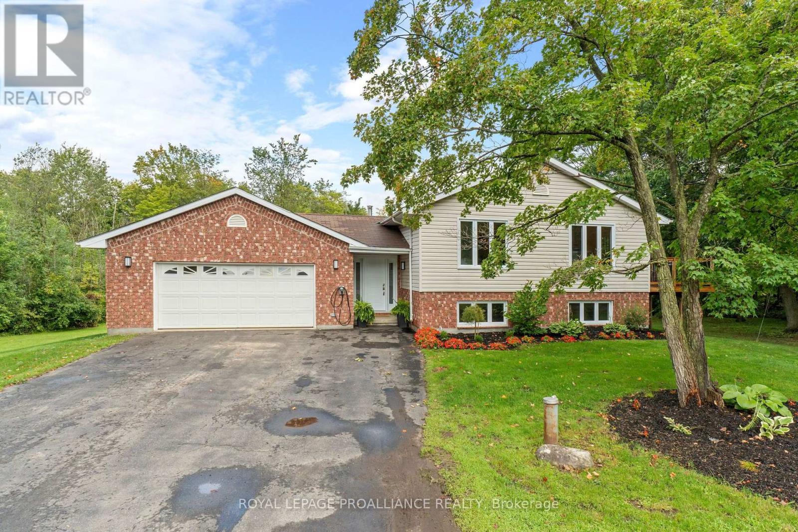 18 EAST TOWNLINE ROAD, Front of Yonge, Ontario