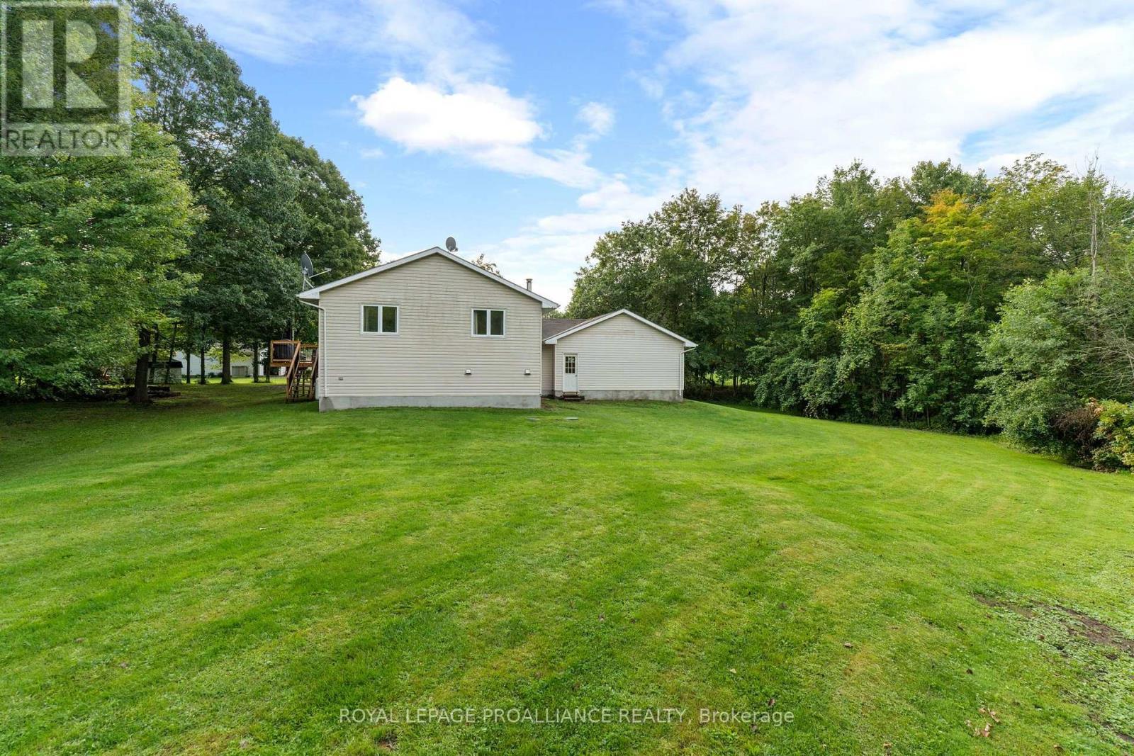 18 East Townline Road, Front Of Yonge, Ontario  K0E 1R0 - Photo 47 - X13740804
