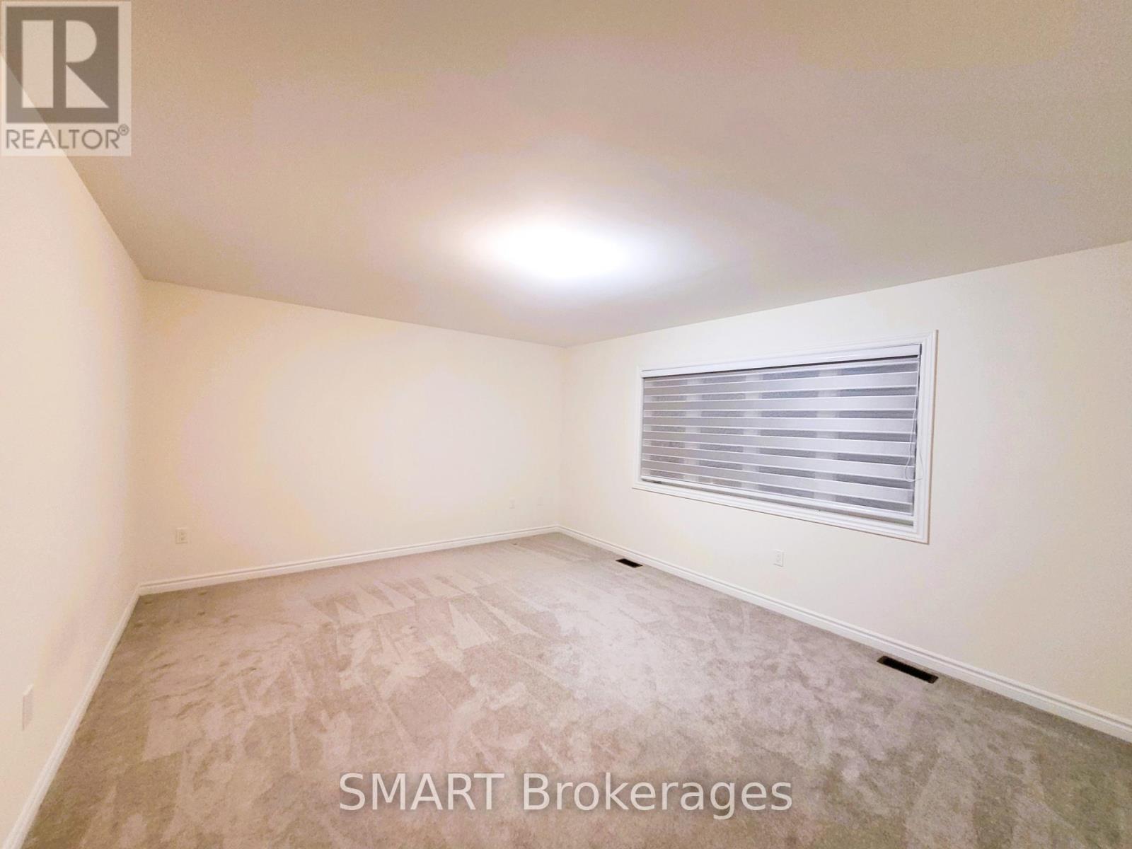4 Bruce Welch Avenue, Georgina, Ontario  L4P 0J1 - Photo 16 - N13678712