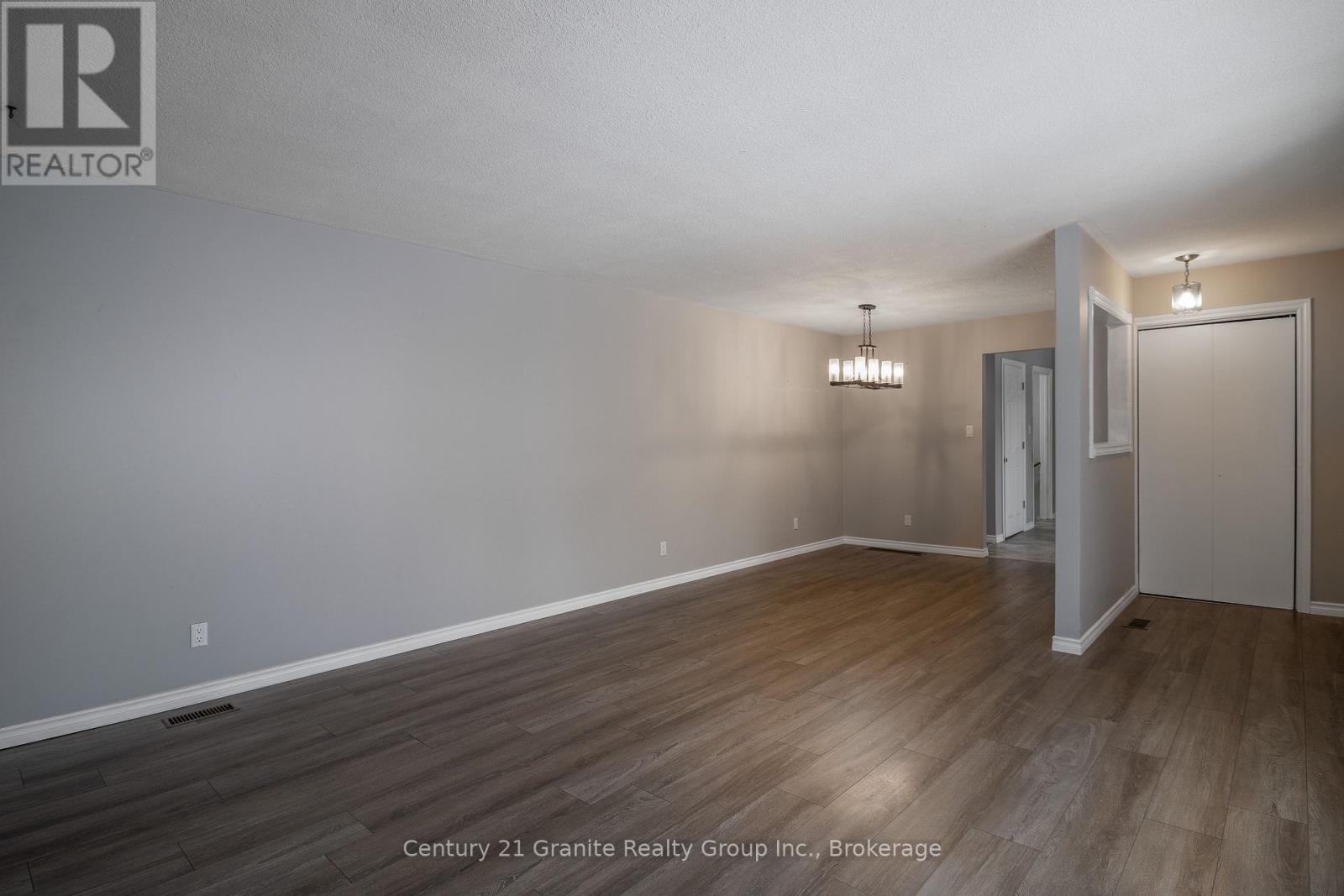 55 Wellington Street E, New Tecumseth (Alliston), Ontario  L9R 1G8 - Photo 6 - N13740698