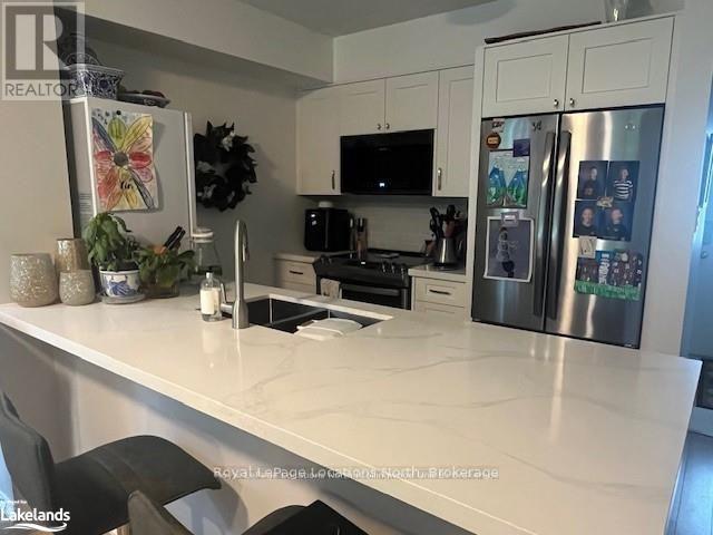 285 Mariners Way, Collingwood, Ontario  L9Y 5C7 - Photo 4 - S13740878