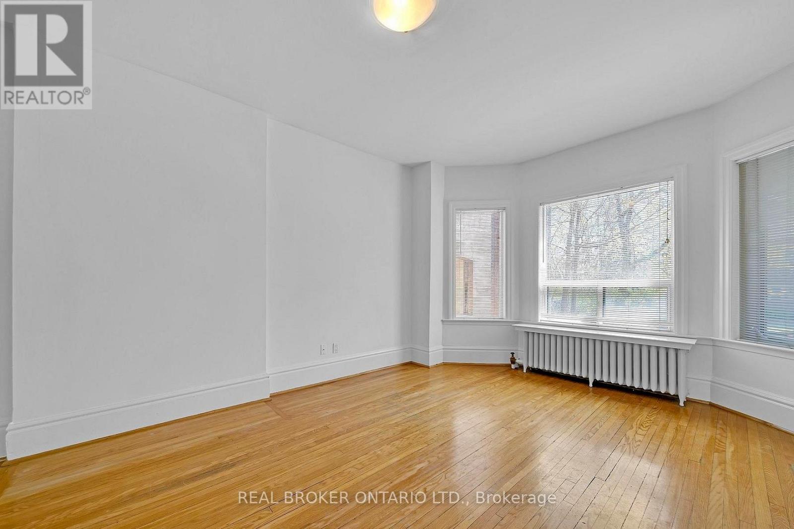 2 - 16 Foxbar Road, Toronto, Ontario  M4V 2G6 - Photo 5 - C13740774