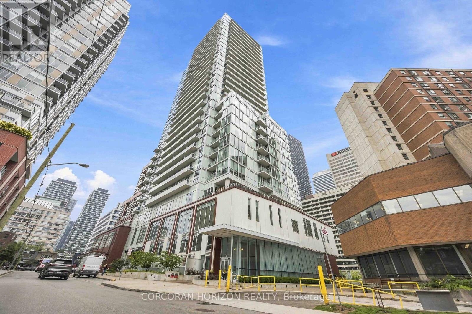 101 - 33 Helendale Avenue, Toronto, Ontario  M4R 1C5 - Photo 1 - C13740876