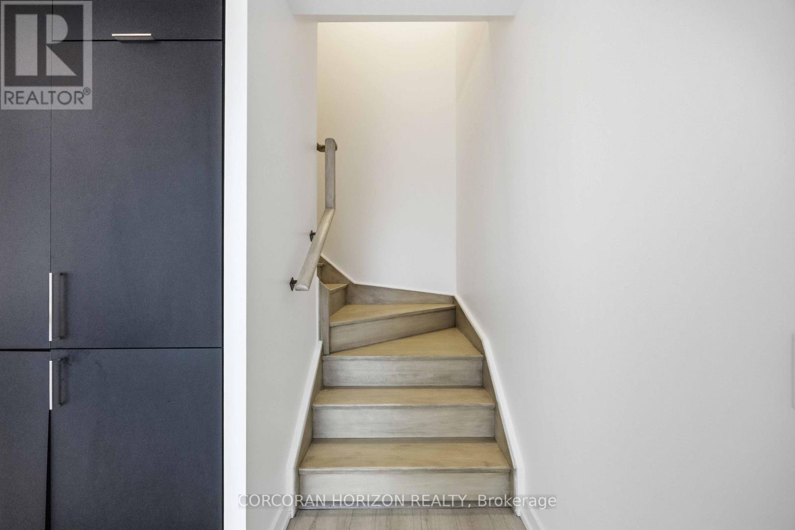 101 - 33 Helendale Avenue, Toronto, Ontario  M4R 1C5 - Photo 12 - C13740876