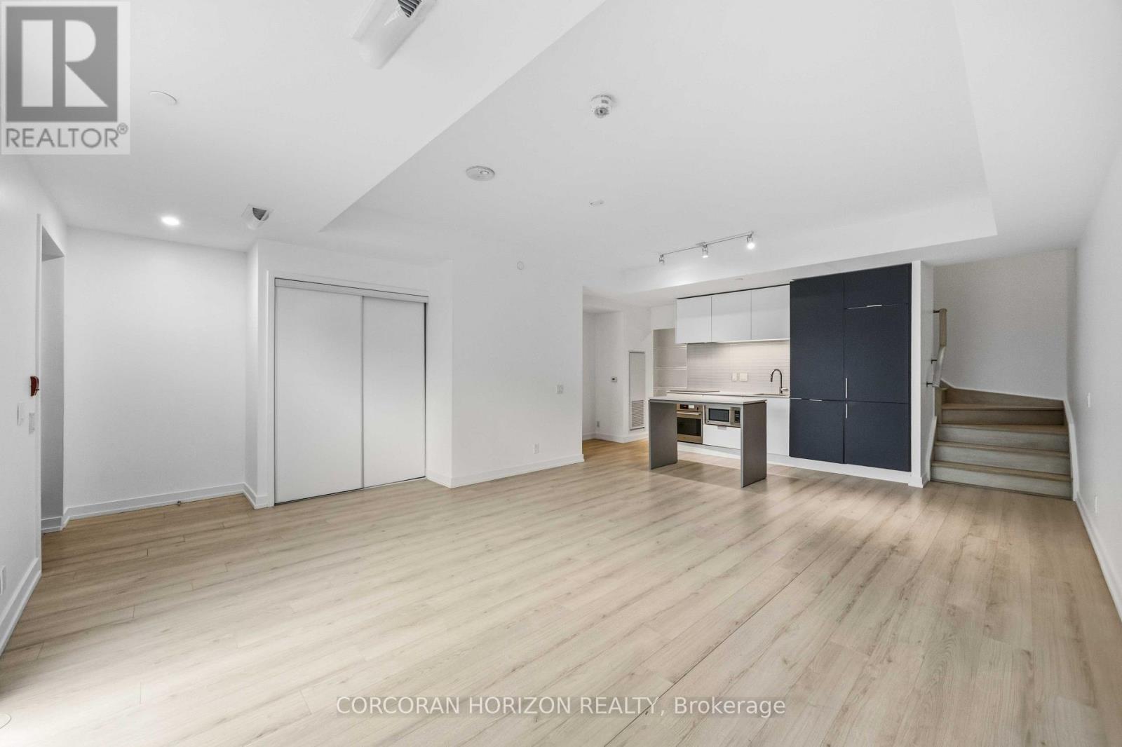 101 - 33 Helendale Avenue, Toronto, Ontario  M4R 1C5 - Photo 14 - C13740876