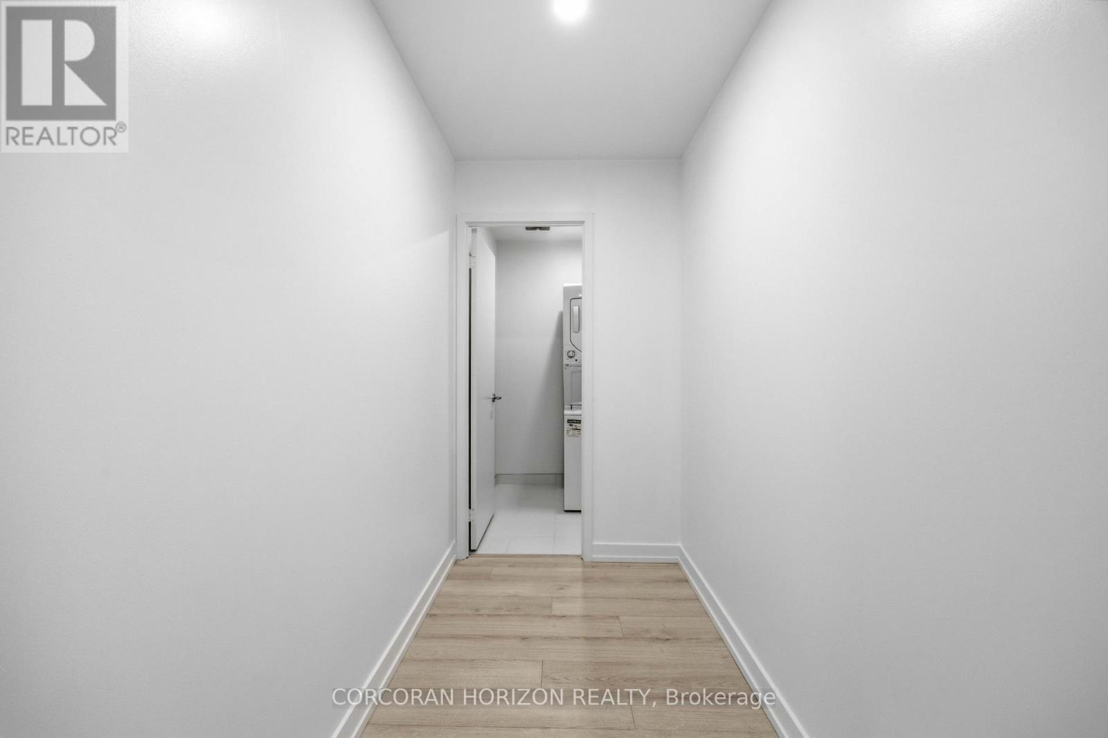 101 - 33 Helendale Avenue, Toronto, Ontario  M4R 1C5 - Photo 28 - C13740876
