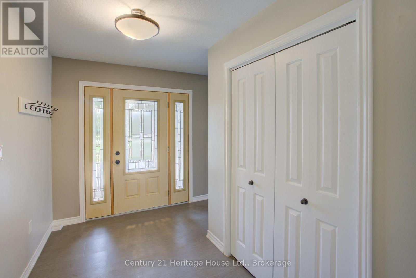 201 Hutton Hill Road, West Grey, Ontario  N0G 1R0 - Photo 6 - X13740618