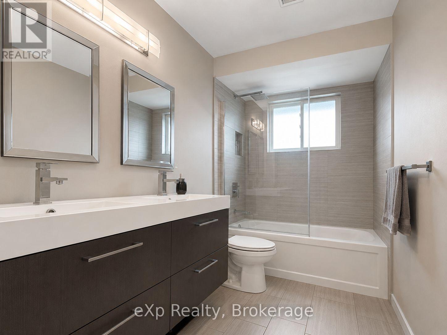 209 15th Avenue, Hanover, Ontario  N4N 3E1 - Photo 14 - X13740898