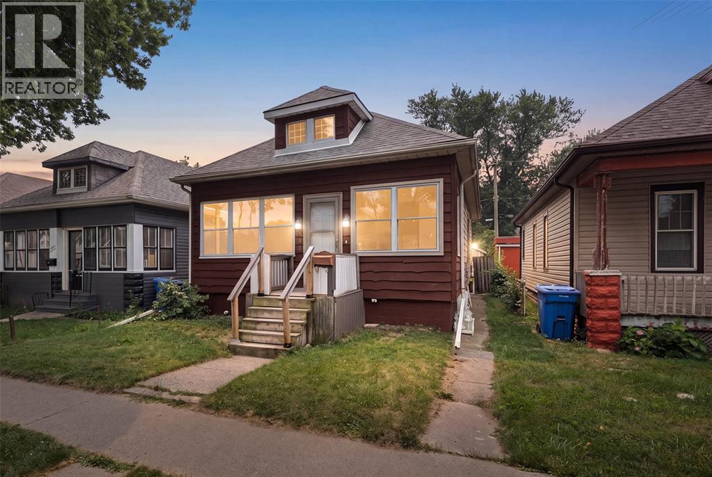 MLS# 26017730: 497 MCKAY AVENUE, Windsor, Canada