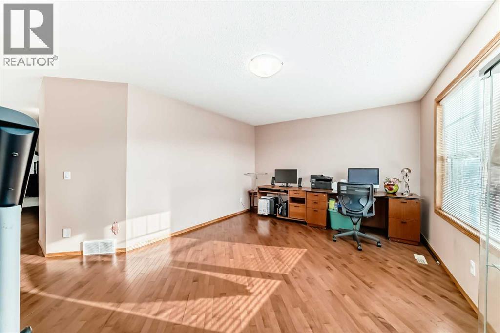 16062 Everstone Road SW, Calgary, Alberta  T2Y 4J7 - Photo 22 - A2297084