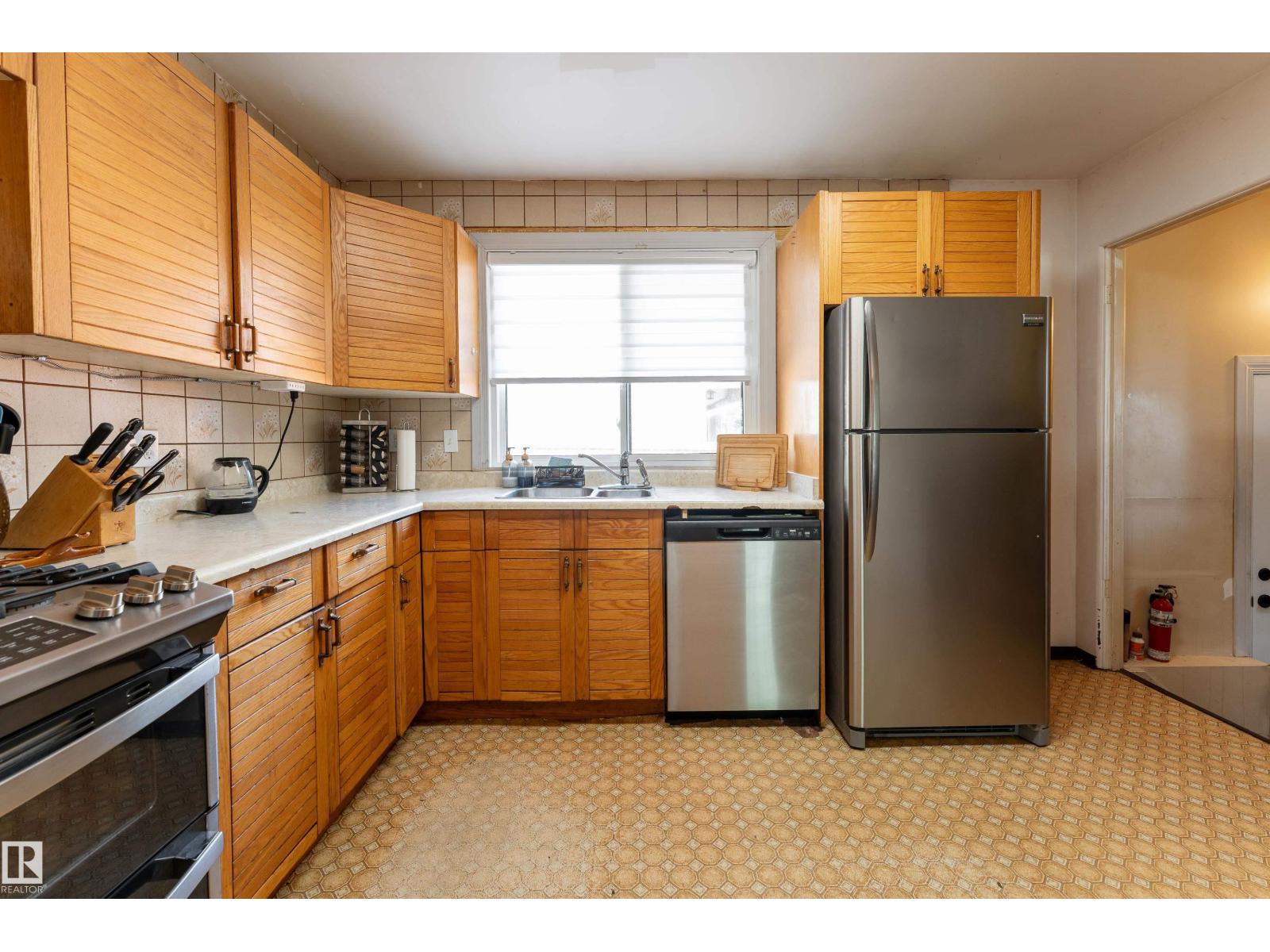 14906 76 Av Nw, Edmonton, Alberta  T5R 2Z6 - Photo 11 - E4506808