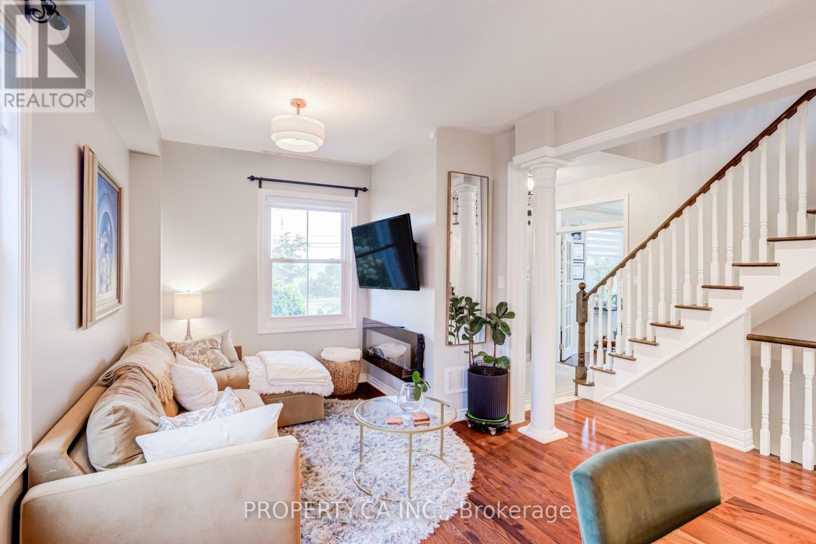 33 Betony Drive, Richmond Hill, Ontario  L4E 0V6 - Photo 7 - N13740712