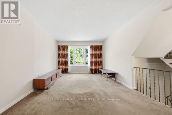 29 Silver Shadow Path, Toronto, Ontario  M9C 4Y2 - Photo 10 - W13740600