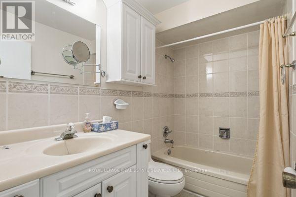 29 Silver Shadow Path, Toronto, Ontario  M9C 4Y2 - Photo 36 - W13740600