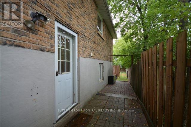 94 Sackville Street, Caledon, Ontario  L7E 1B8 - Photo 11 - W13740624