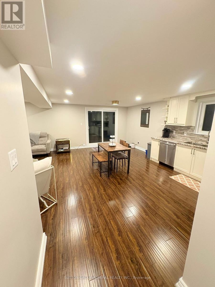 94 Sackville Street, Caledon, Ontario  L7E 1B8 - Photo 14 - W13740624