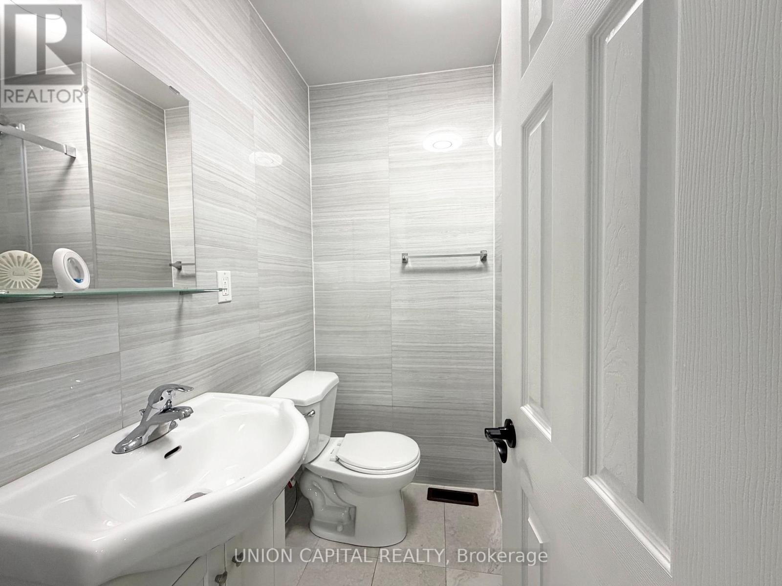 1342 Weston Road, Toronto, Ontario  M6M 4R5 - Photo 8 - W13740626