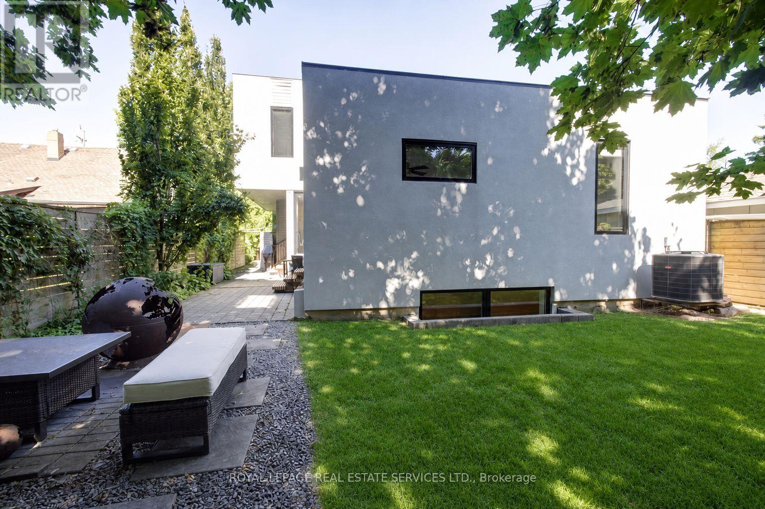 38 Stewart Street, Oakville, Ontario  L6K 1X5 - Photo 42 - W13740662