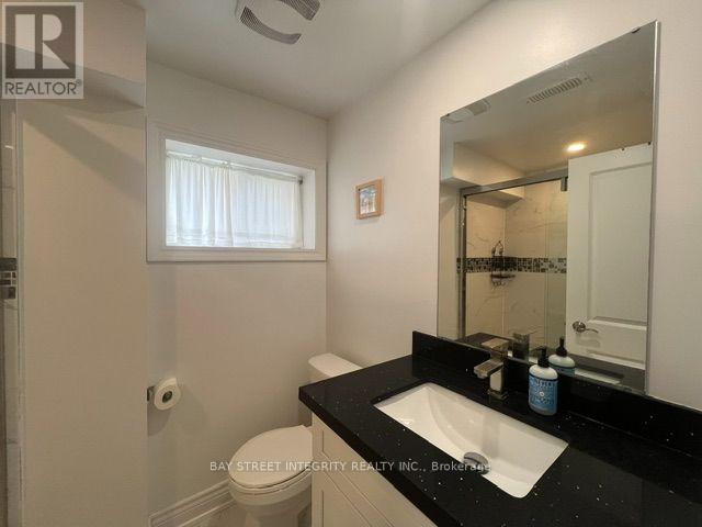 4736 Wild Rose Street, Mississauga, Ontario L5M 5M6 - Photo 7 - W13740726