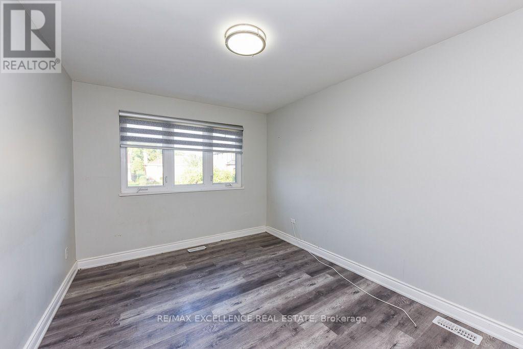 7150 Minotola Avenue, Mississauga, Ontario  L4T 2T1 - Photo 20 - W13740730