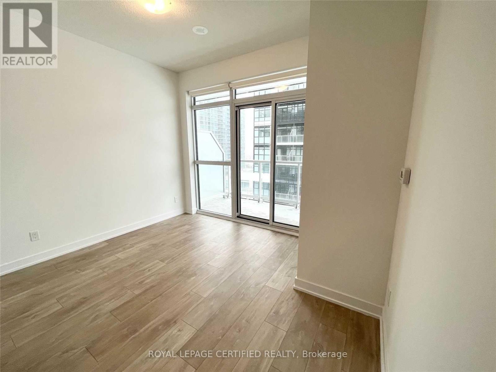 1015 - 251 Manitoba Street, Toronto, Ontario  M8Y 4G9 - Photo 13 - W13740780