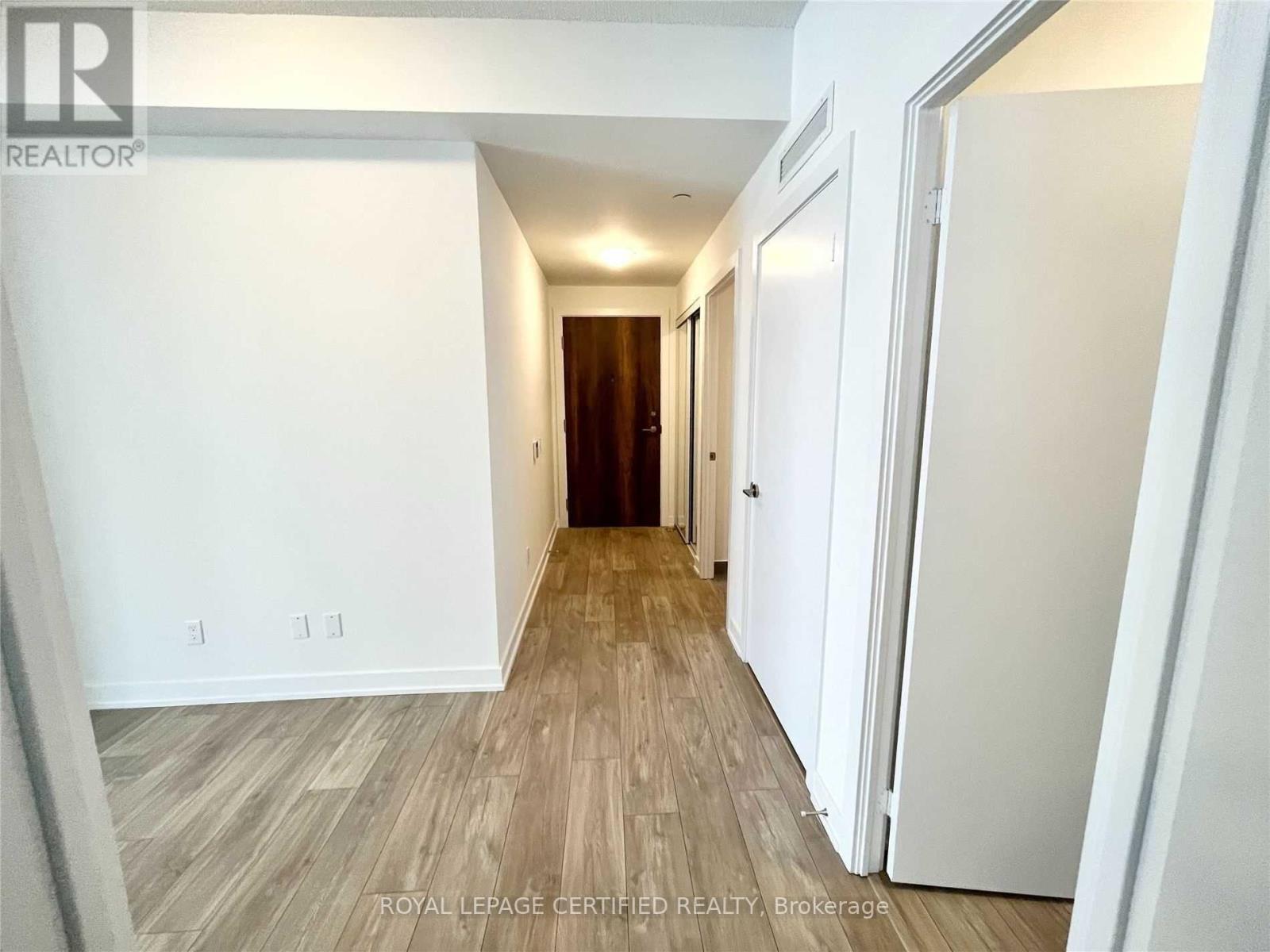 1015 - 251 Manitoba Street, Toronto, Ontario  M8Y 4G9 - Photo 2 - W13740780