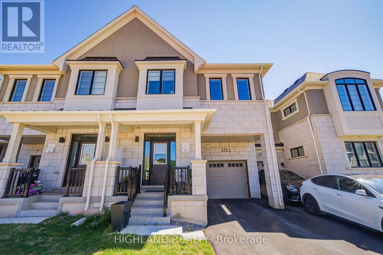 3153 John Mckay Boulevard, Oakville, Ontario  L6H 8A8 - Photo 1 - W13740816