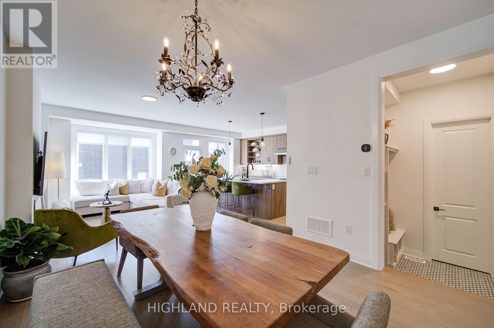 3153 John Mckay Boulevard, Oakville, Ontario  L6H 8A8 - Photo 5 - W13740816