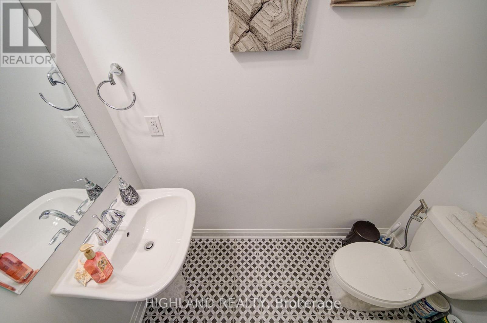 3153 John Mckay Boulevard, Oakville, Ontario  L6H 8A8 - Photo 9 - W13740816