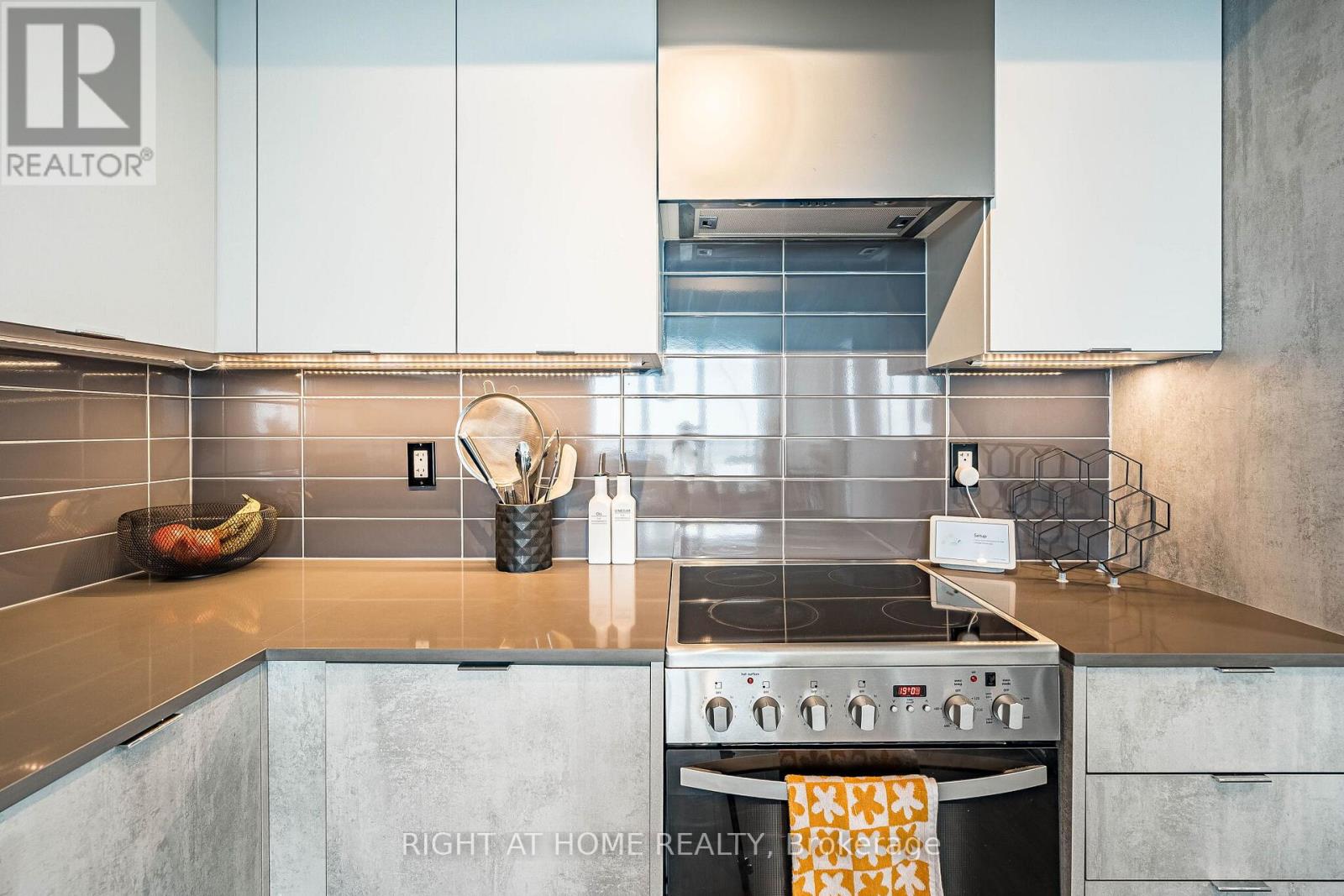 1309 - 30 Gibbs Road, Toronto, Ontario  M9B 0E4 - Photo 7 - W13740822